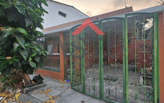 Se Vende Propiedad en Guayacanes 4ta Etapa