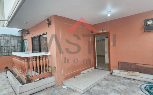 Se Vende Propiedad en Guayacanes 4ta Etapa
