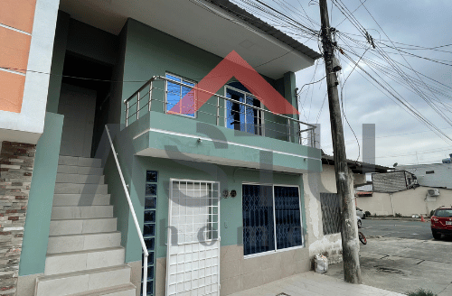 Se Vende Propiedad Rentera Remodelada en Huancavilca Norte – Cerca del Mall del Norte