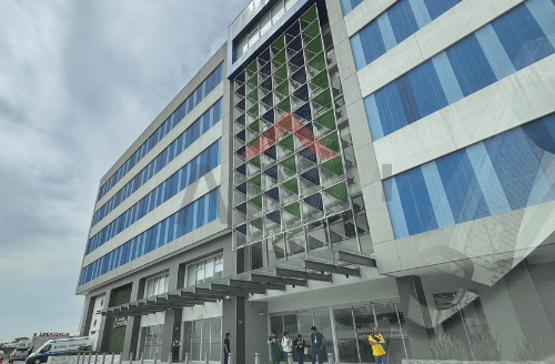 Se alquila Consultorio Medico en Semedic de Villa Club