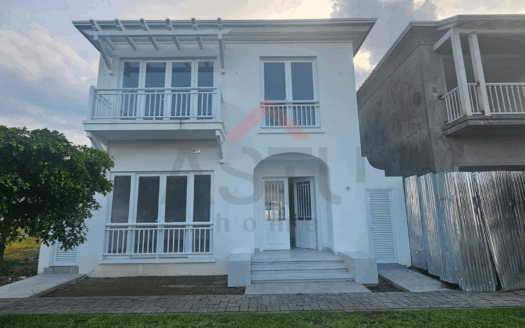 Se Vende Casa en Urb. Aires del Norte – Km 10 Vía Samborondón