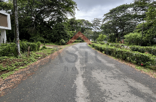 Se Vende Terreno exclusivo en Urb Lago de Capeira, Vía a Daule