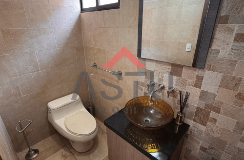 Se Vende Propiedad Esquinera en Urb. Ceibos Norte