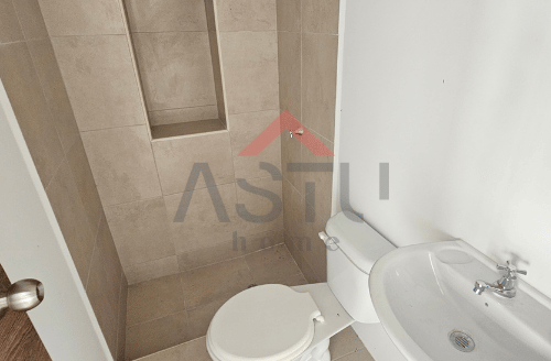 Se Vende Propiedad de Estreno en  Urb los Prados Etapa 1