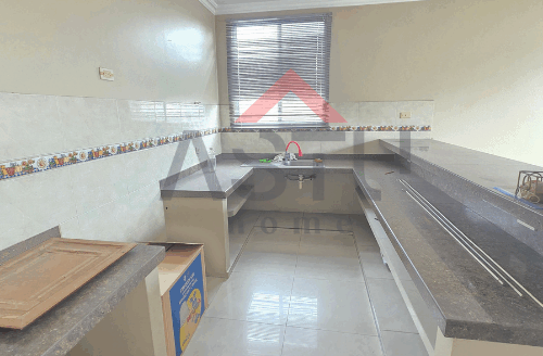 Se alquila Dpto en primer piso Fco de Marcos y Guerrero Valenzuela